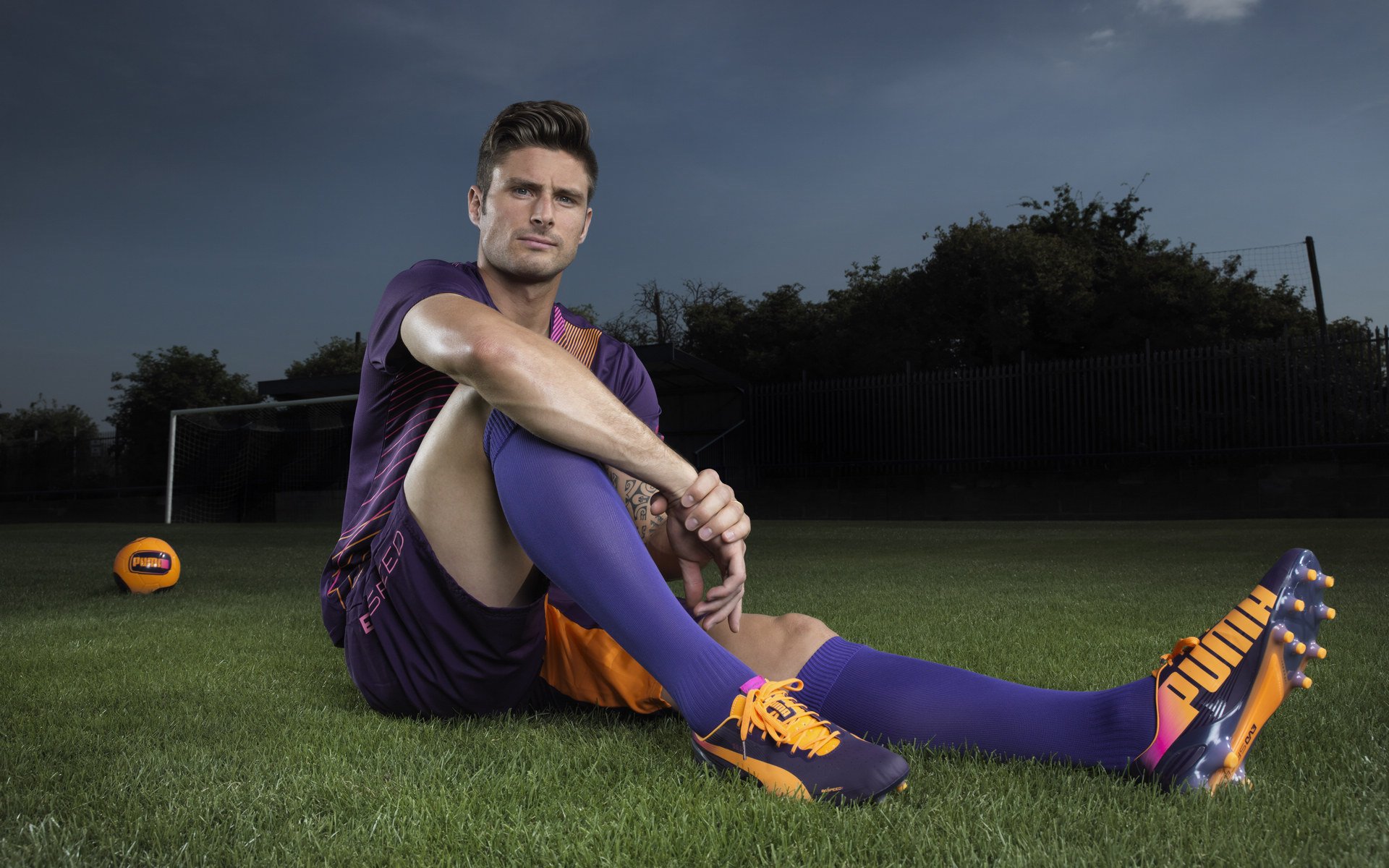 英超球队引入数据可视化战术布置系统,英超联赛特性及大数据精细汇总